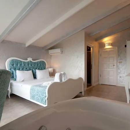 Nehir Evi - Adult Only 3*